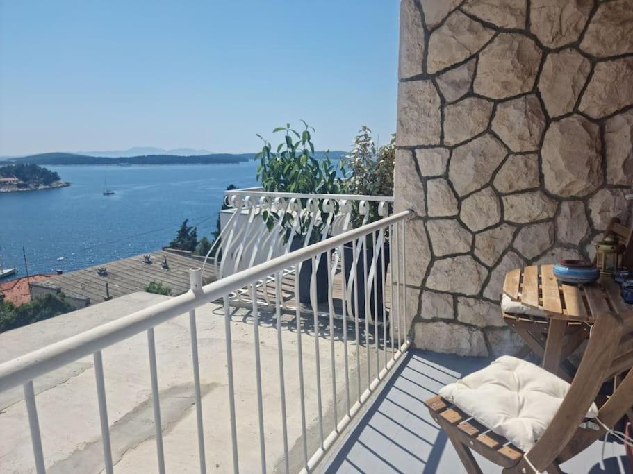Private Room With View 1 Đảo Hvar Ngoại thất bức ảnh